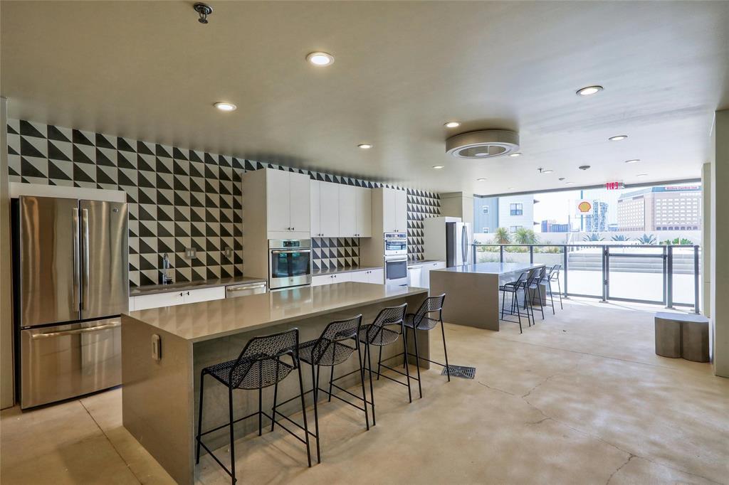 800 Embassy DR # 507