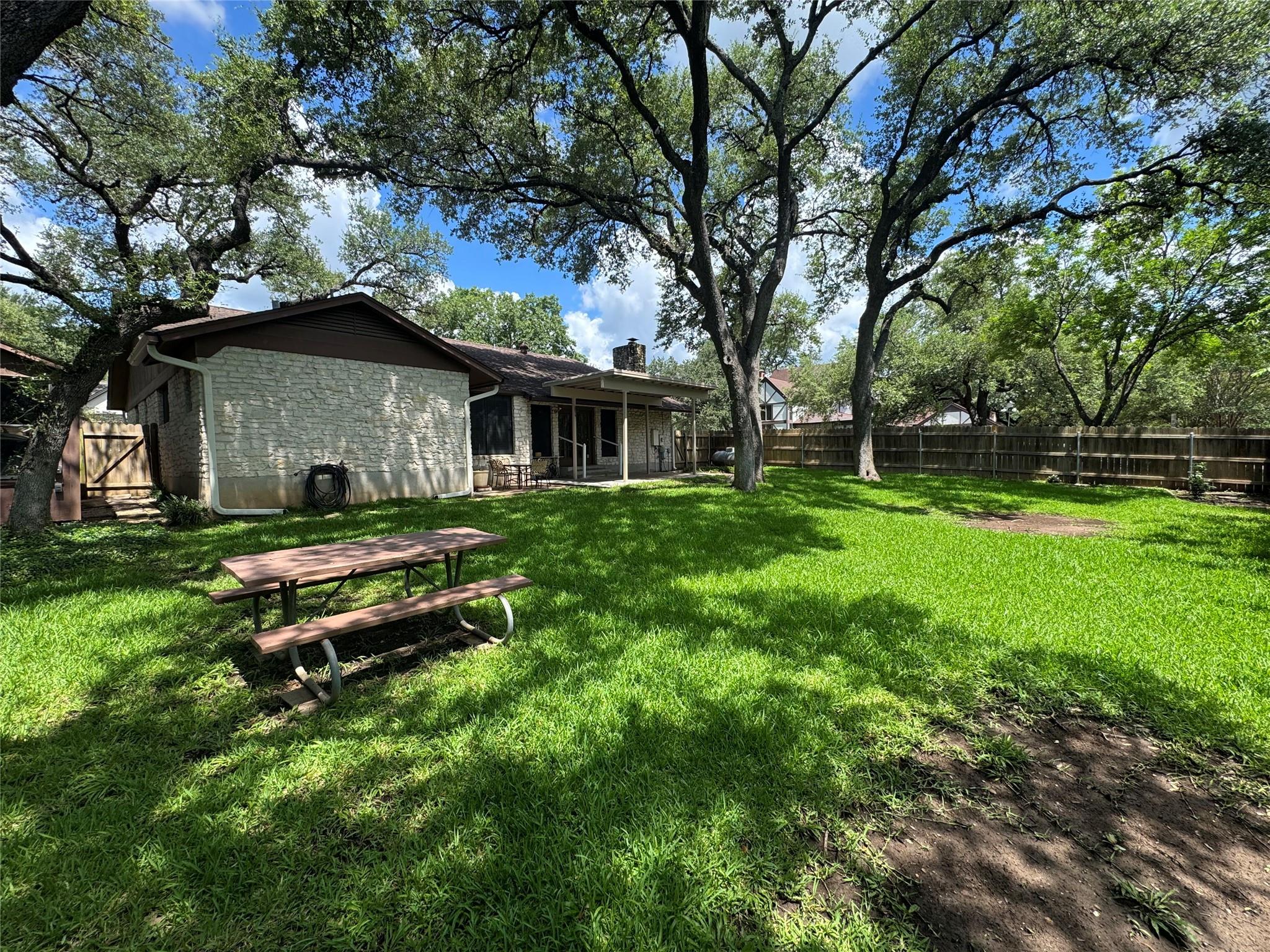 1217 Wilderness DR
