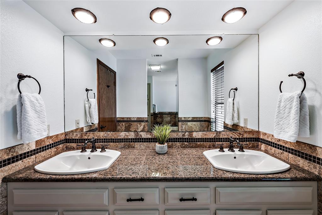 5716 Rain Creek PKWY