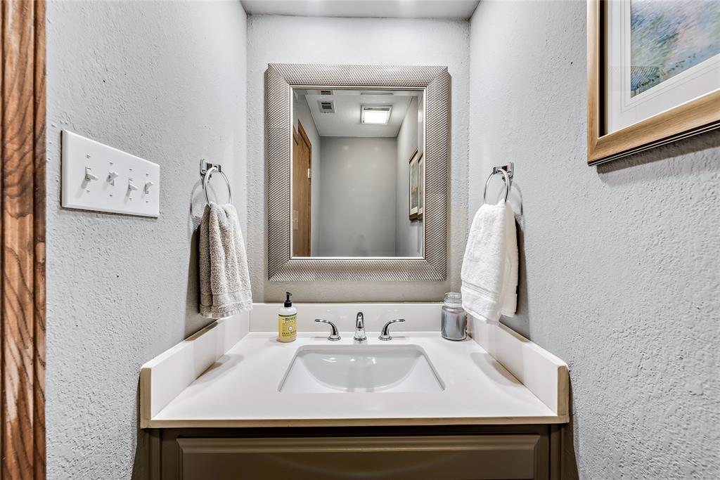 5716 Rain Creek PKWY