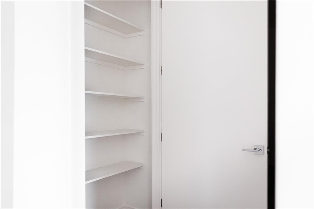 207 W Johanna ST # 101