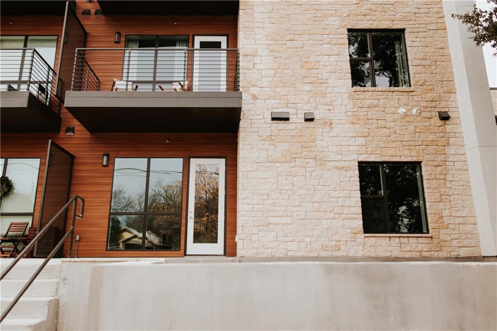 207 W Johanna ST # 101