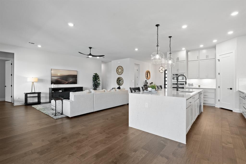 1873 Headwaters BLVD