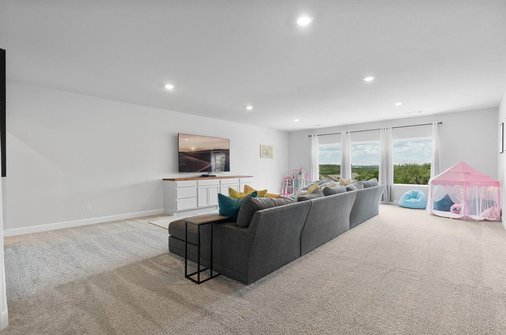 1873 Headwaters BLVD