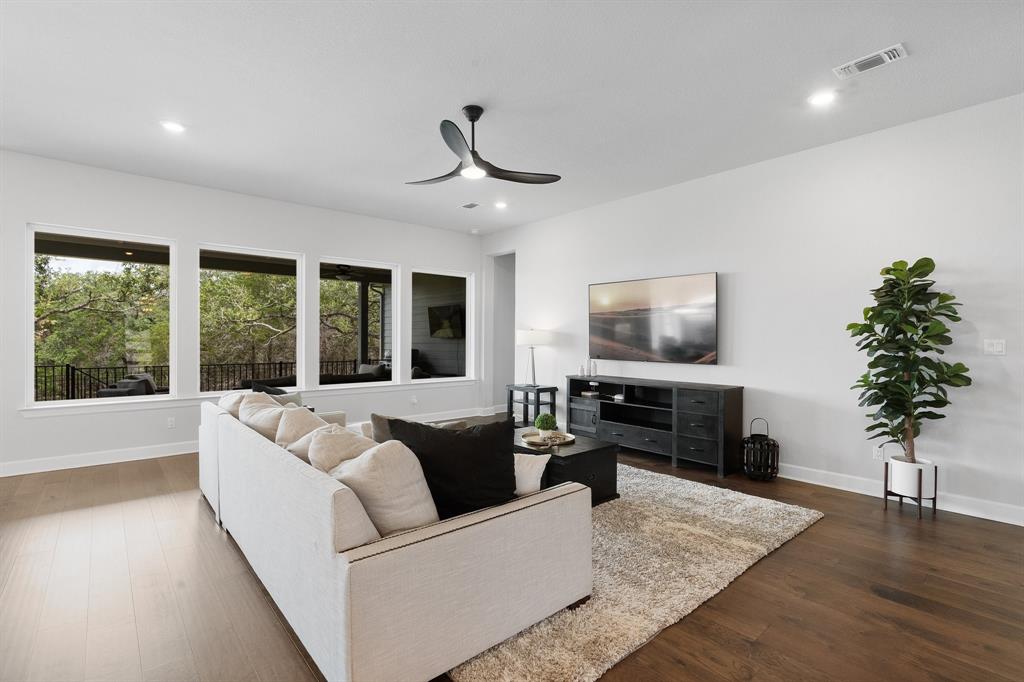 1873 Headwaters BLVD