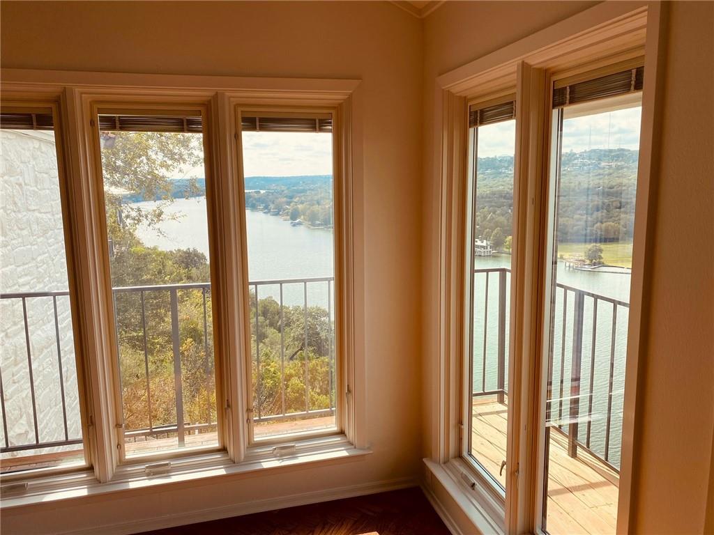 3602 Mount Bonnell RD