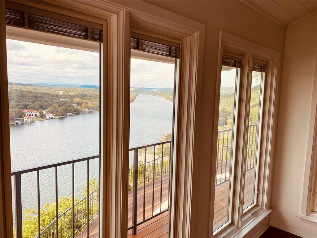 3602 Mount Bonnell RD