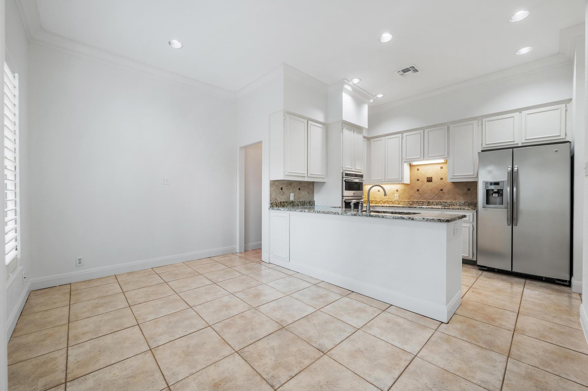 4231 Westlake DR # C2