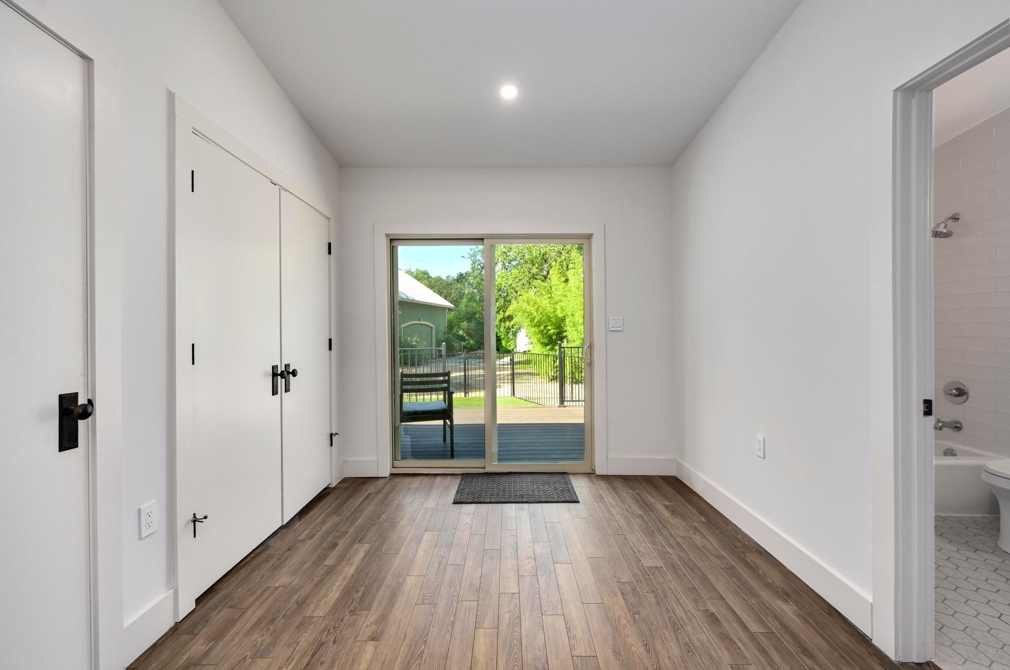 1603 Taylor Gaines ST