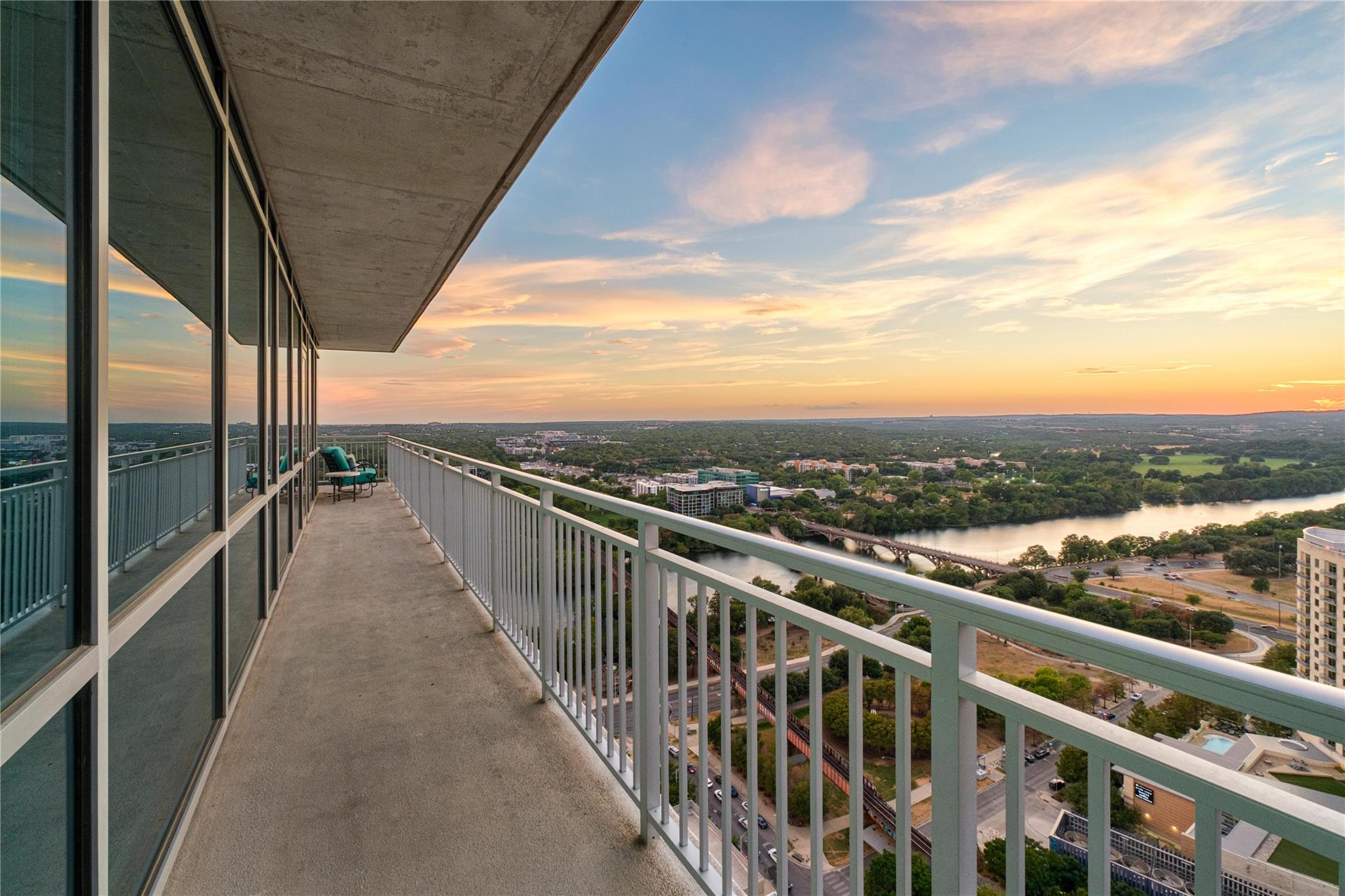 222 West Ave # 2802