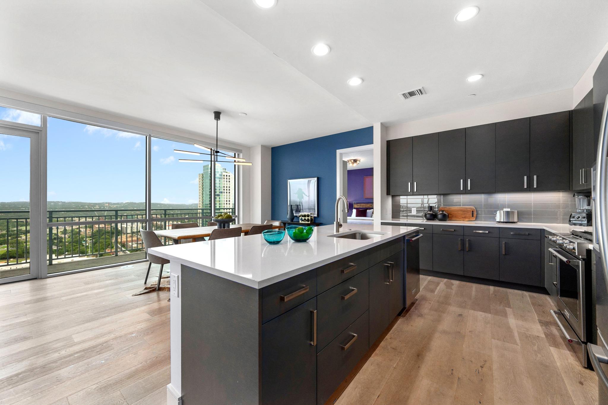 222 West Ave # 2802