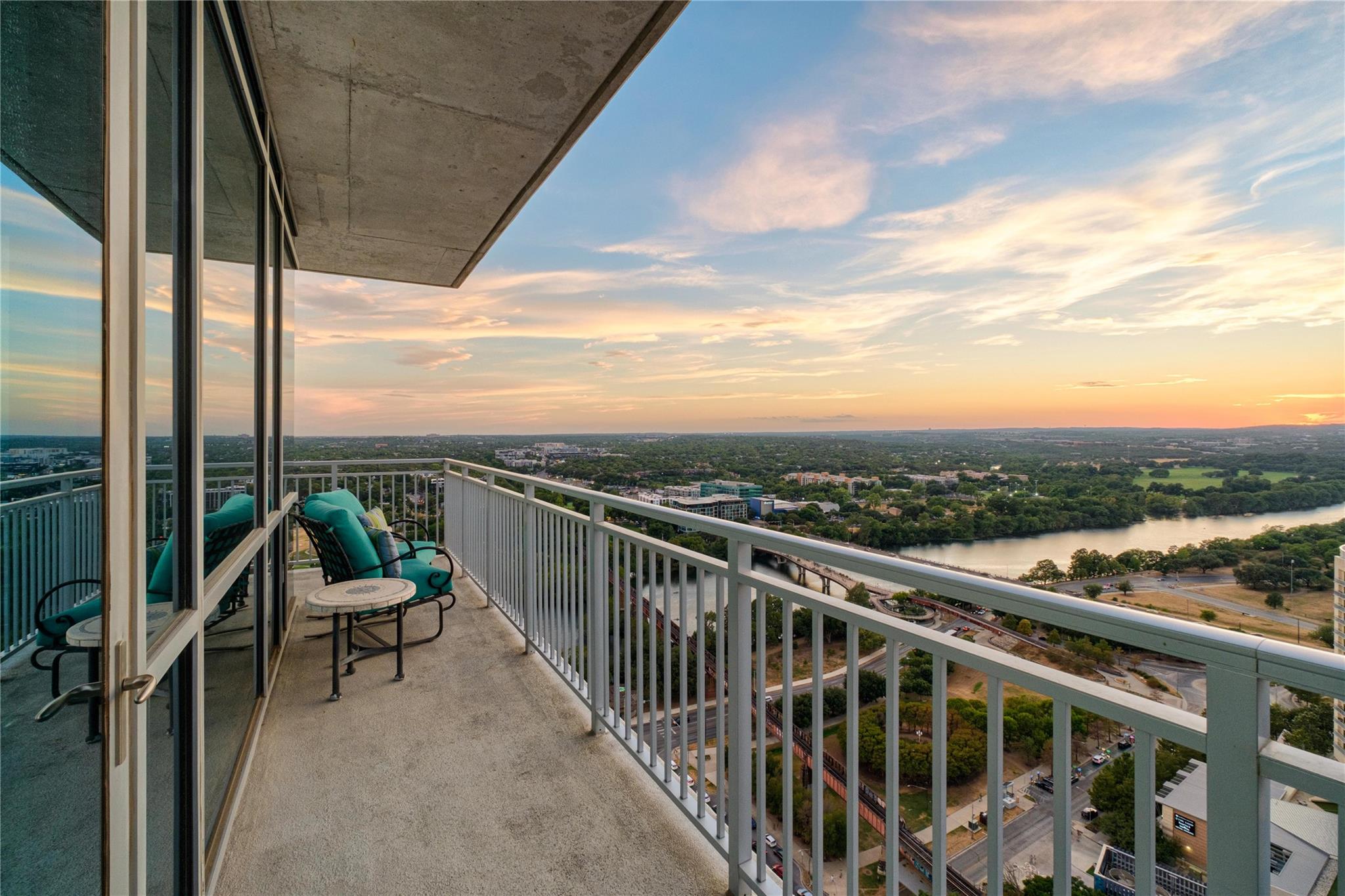 222 West Ave # 2802