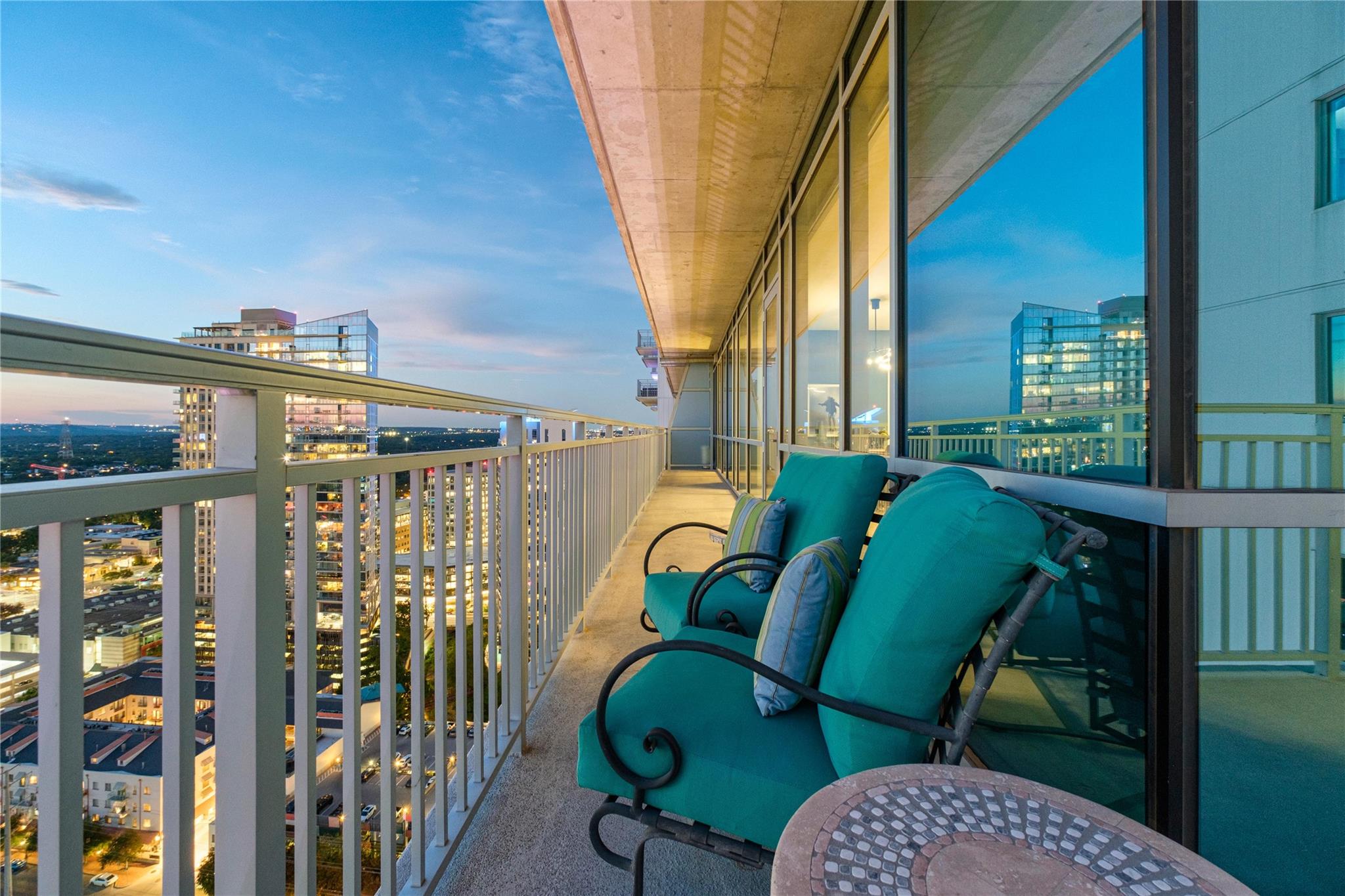 222 West Ave # 2802