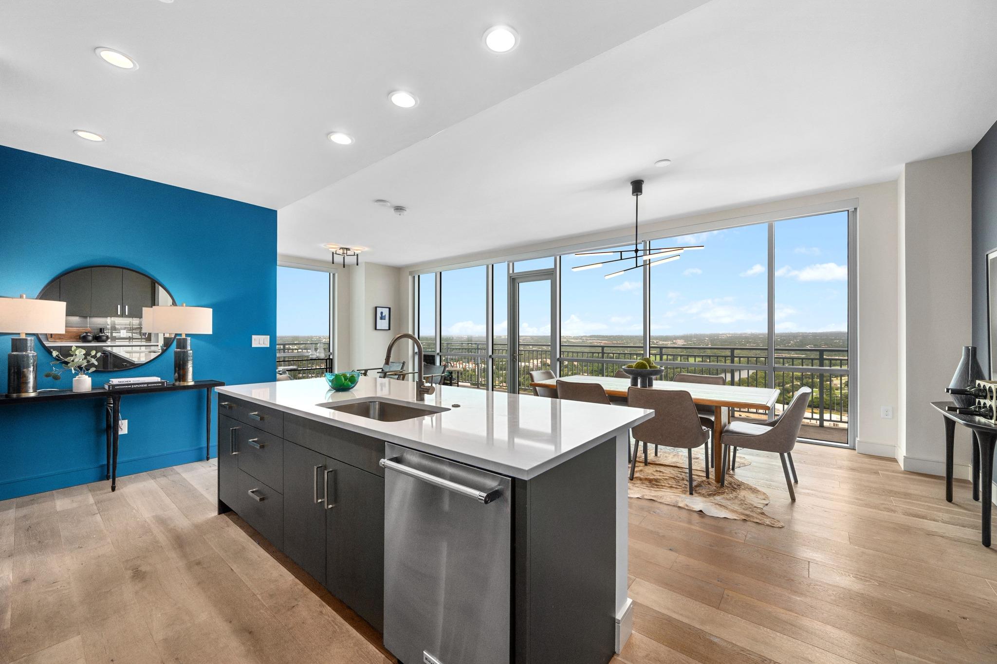 222 West Ave # 2802