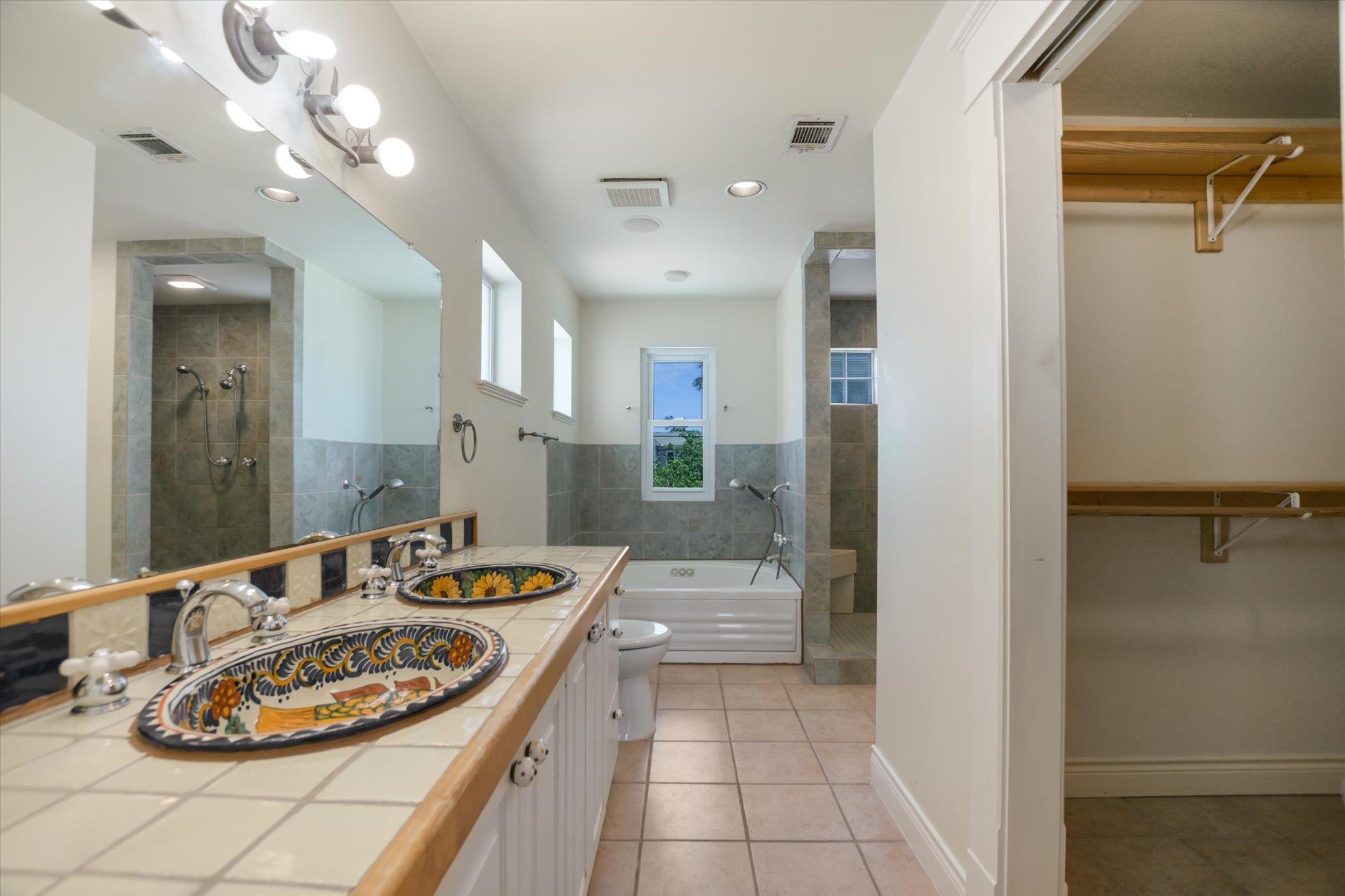 1150 San Bernard ST # 1