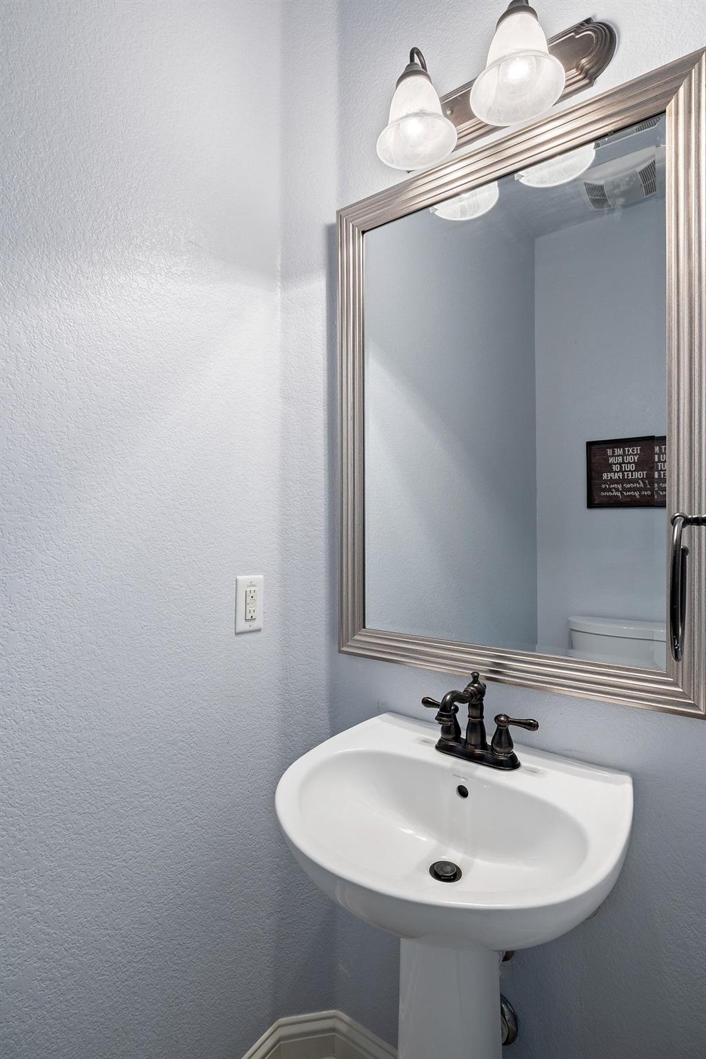 2474 Santa Barbara LOOP
