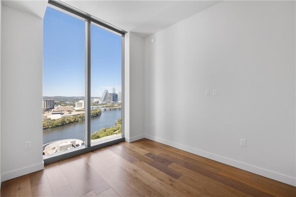 44 East Ave # 1805