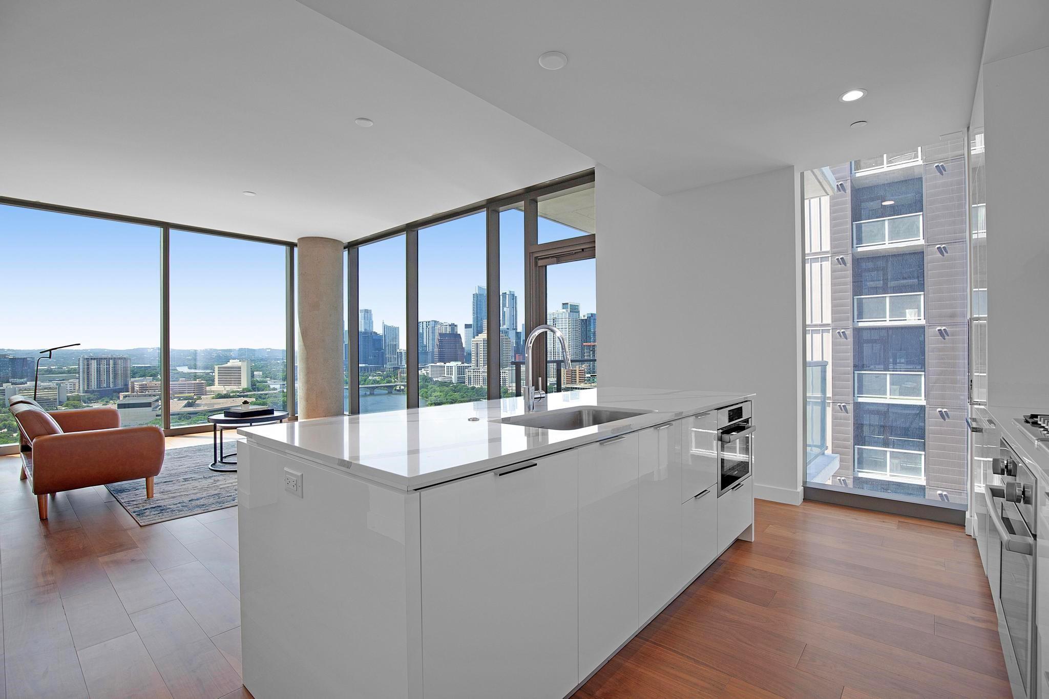 44 East Ave # 1805