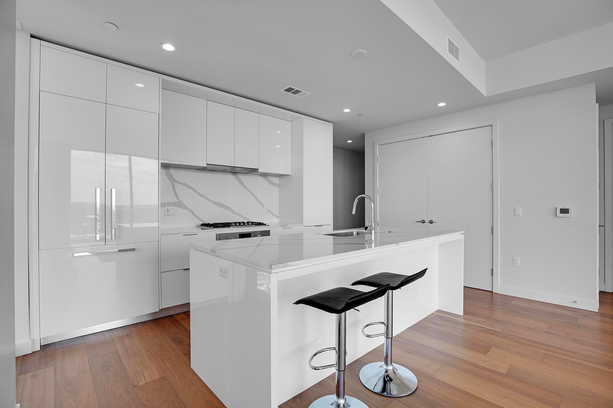 44 East Ave # 1805