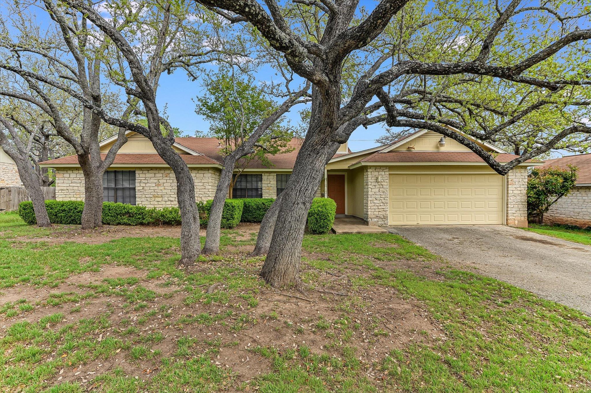 1306 Daytona DR