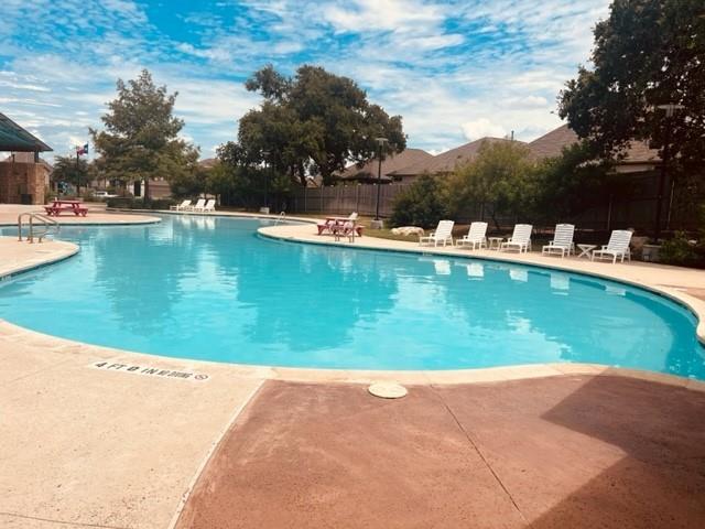 13012 Ditka DR