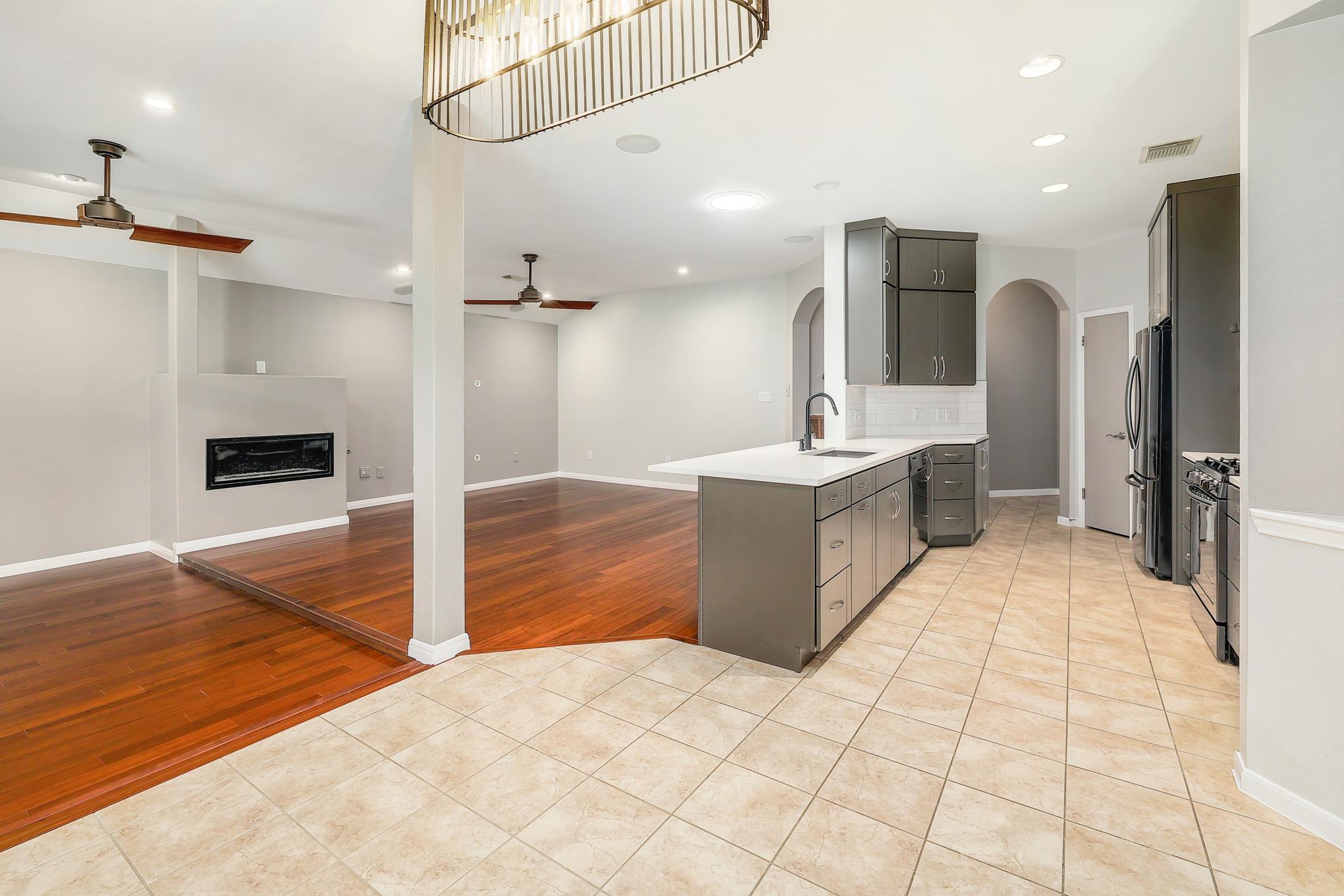 4920 Hibiscus Valley DR