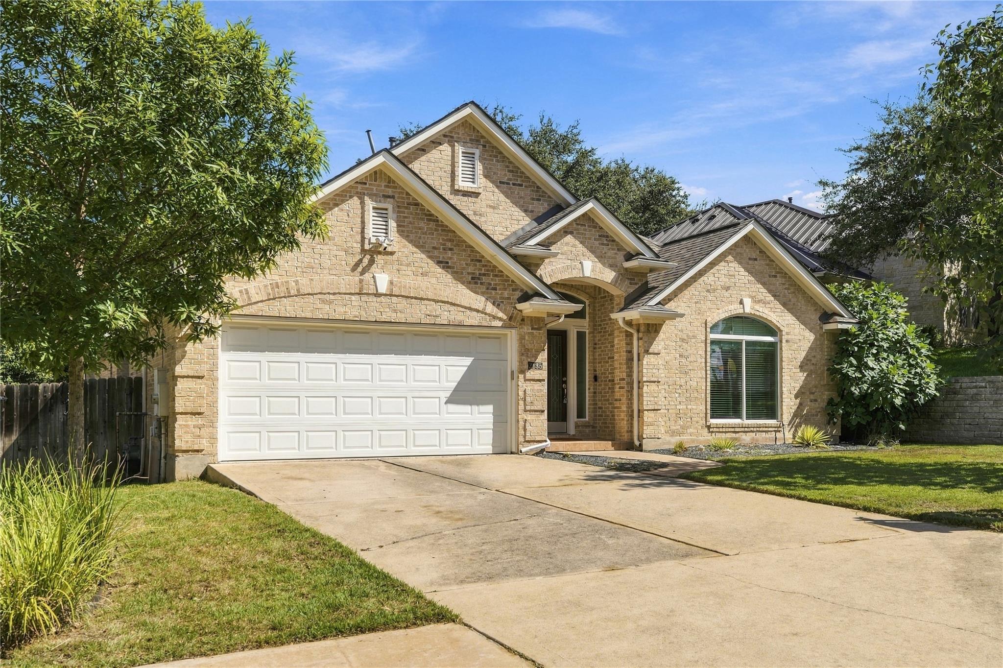 3135 Burks LN