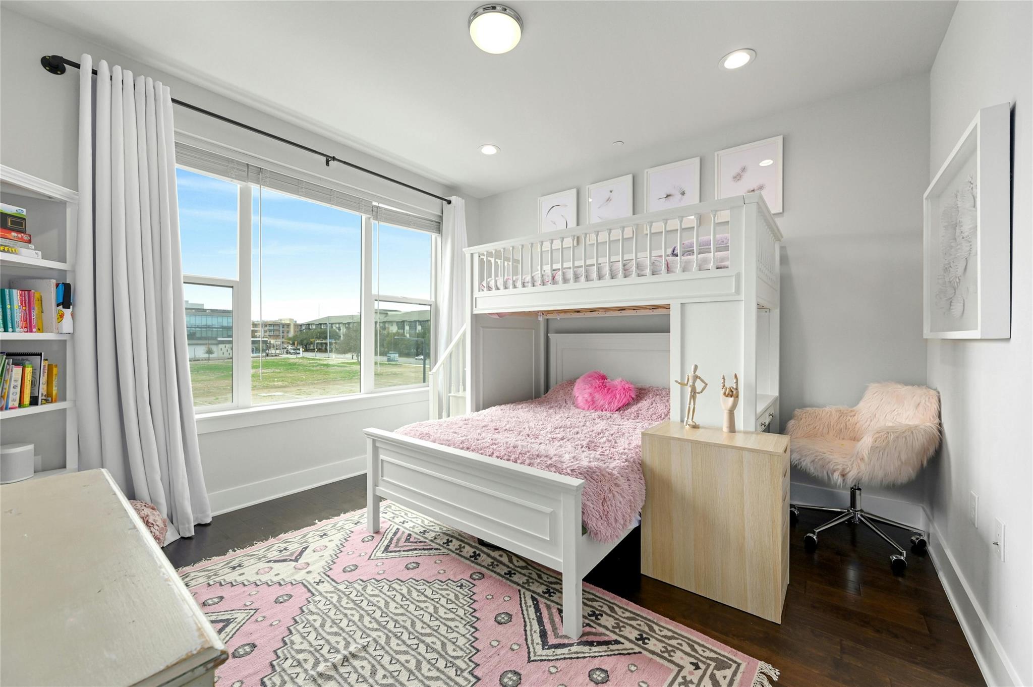 4604 Longevity DR