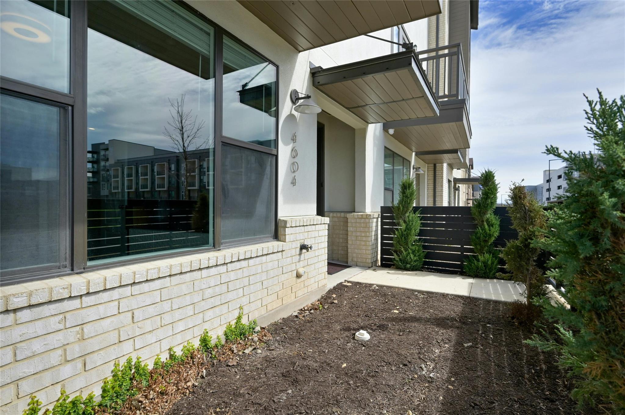 4604 Longevity DR