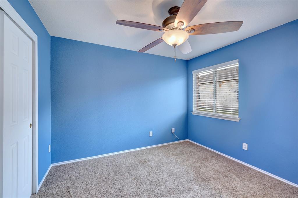 1014 Whitley DR