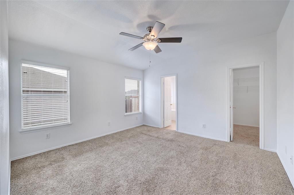 1014 Whitley DR