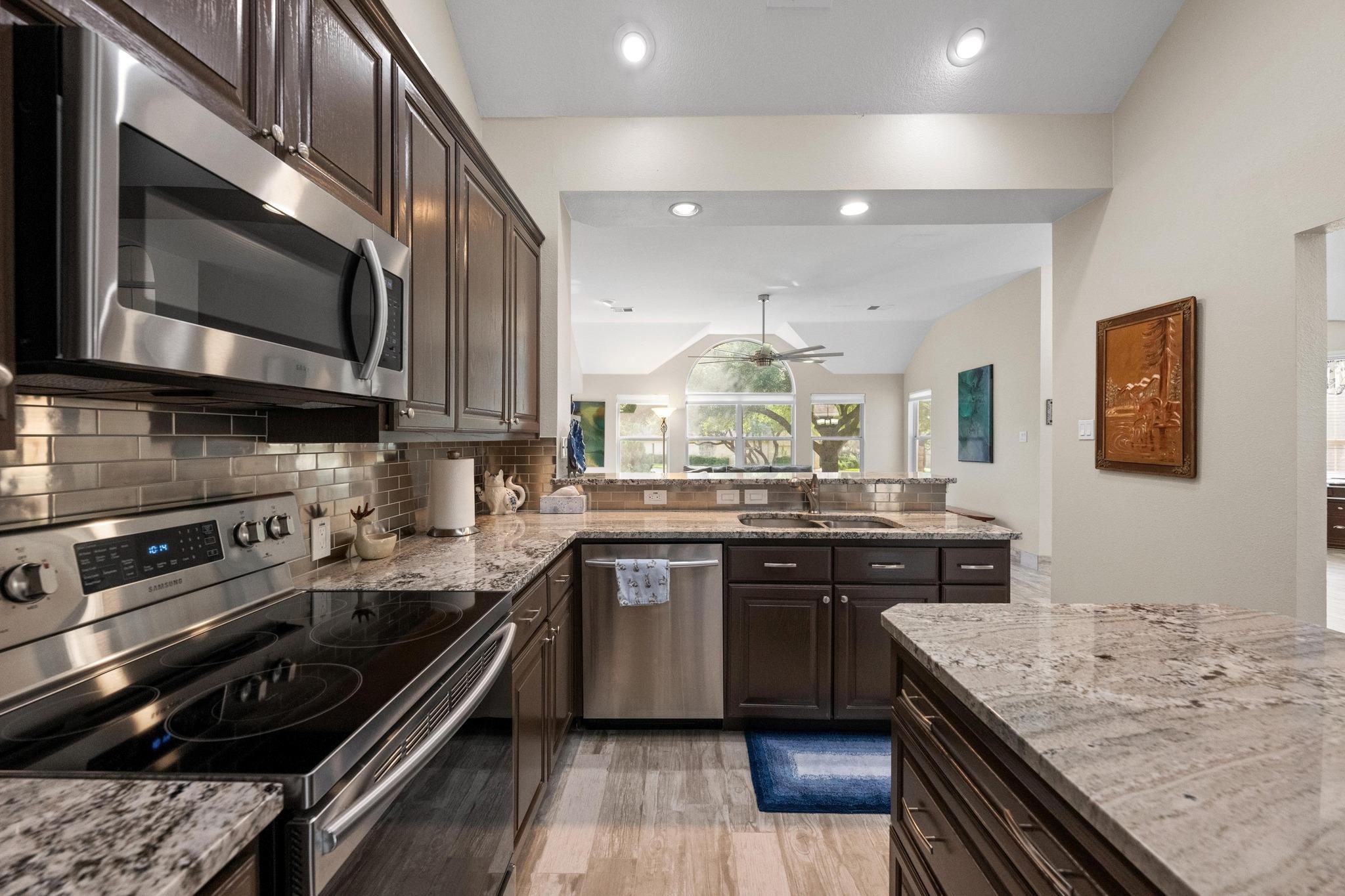 30 Muirfield Greens LN