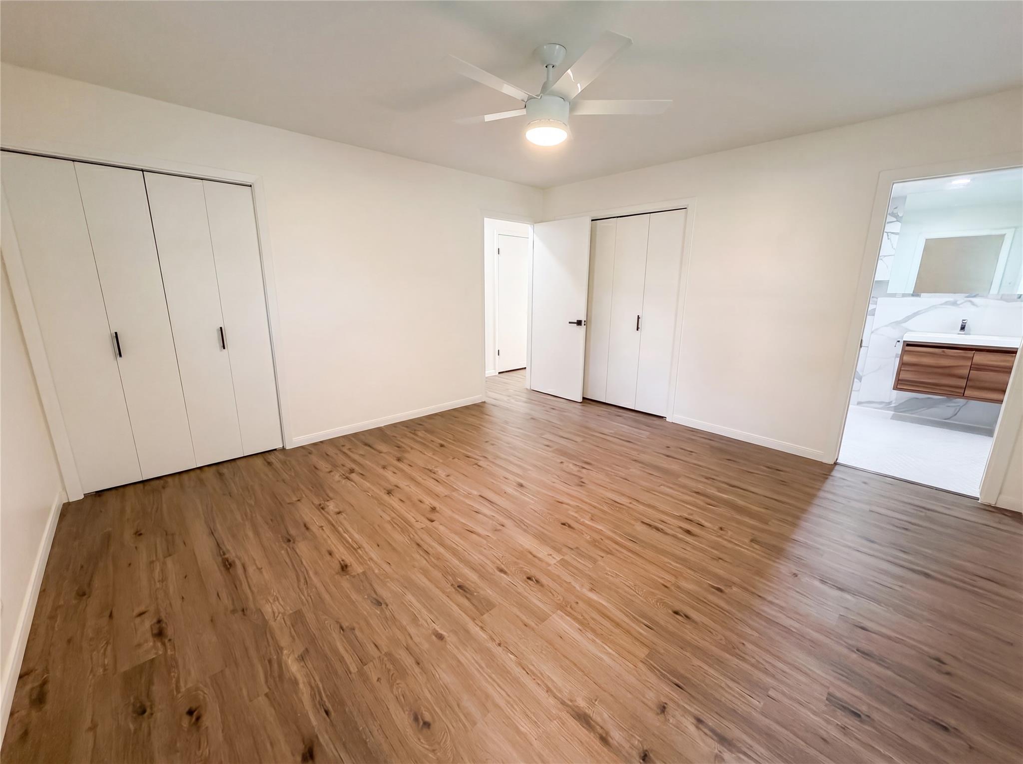 2609 Loyola LN