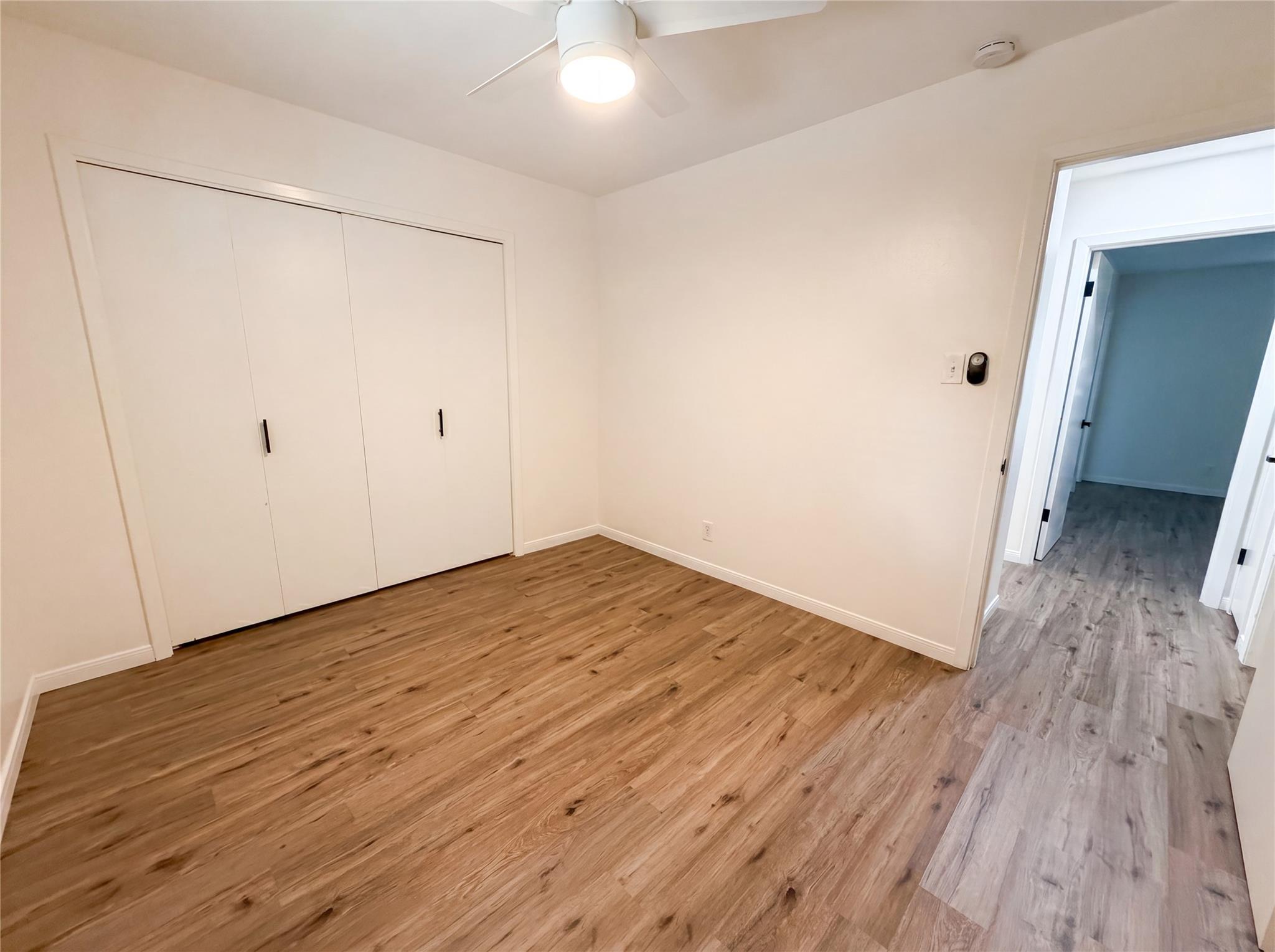2609 Loyola LN