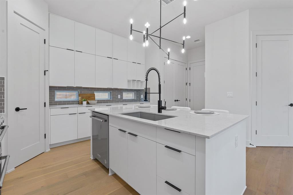 1101 1/2 Linden ST # 1