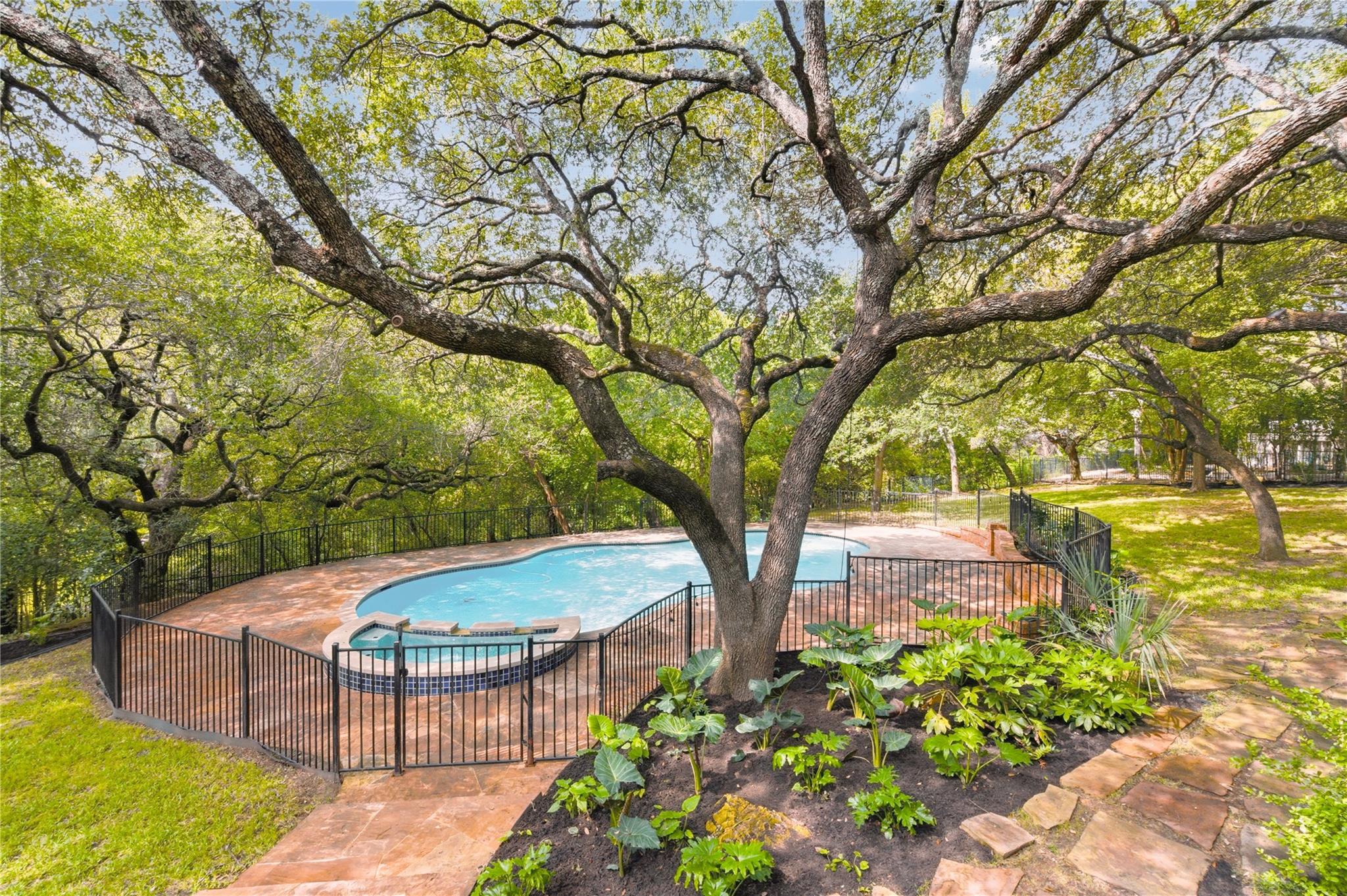 4209 Dunning LN