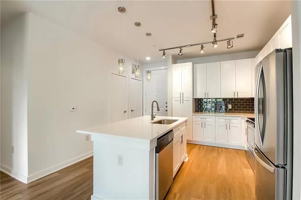 1900 Barton Springs RD # 5029