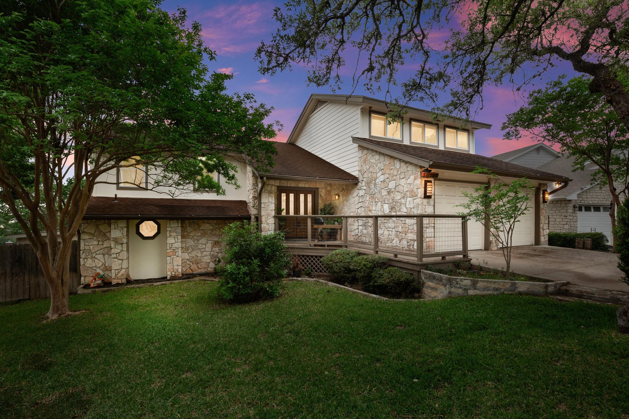 10700 Windridge DR