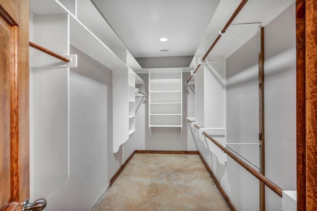 835 Los Escondidos ST