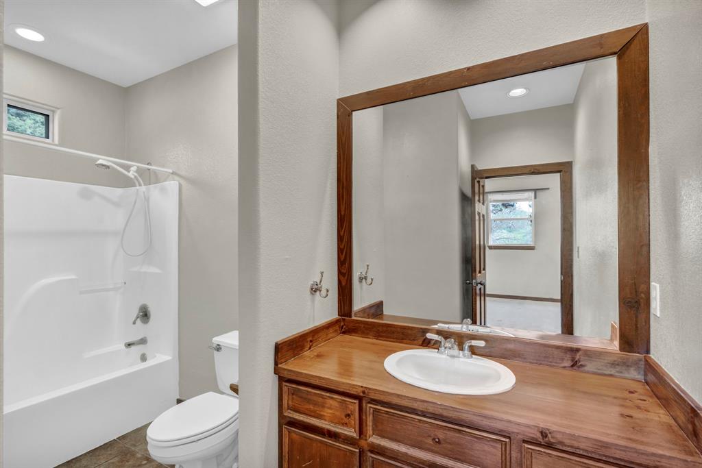 835 Los Escondidos ST