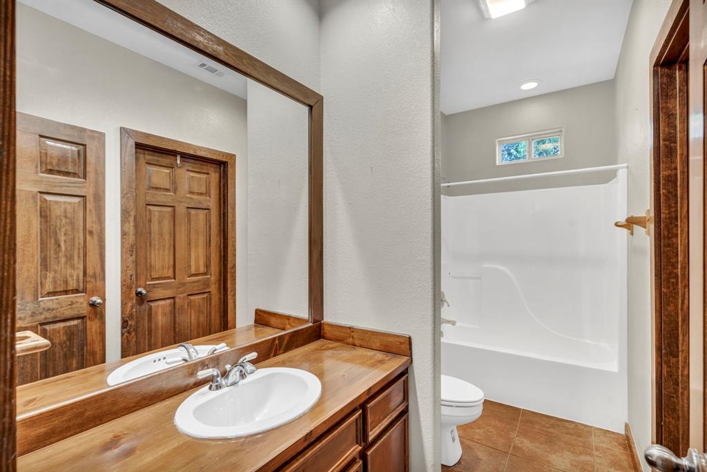 835 Los Escondidos ST