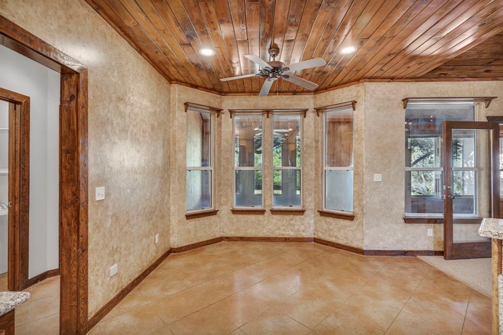 835 Los Escondidos ST