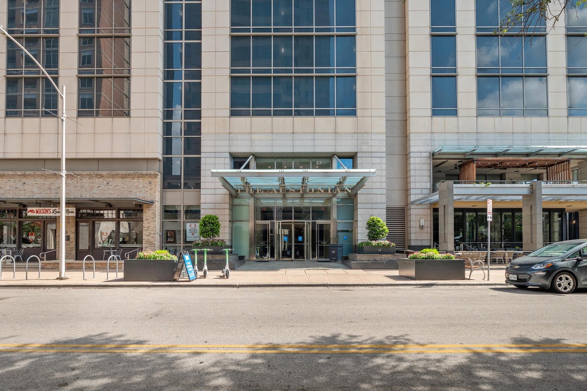 200 Congress Ave # 19F