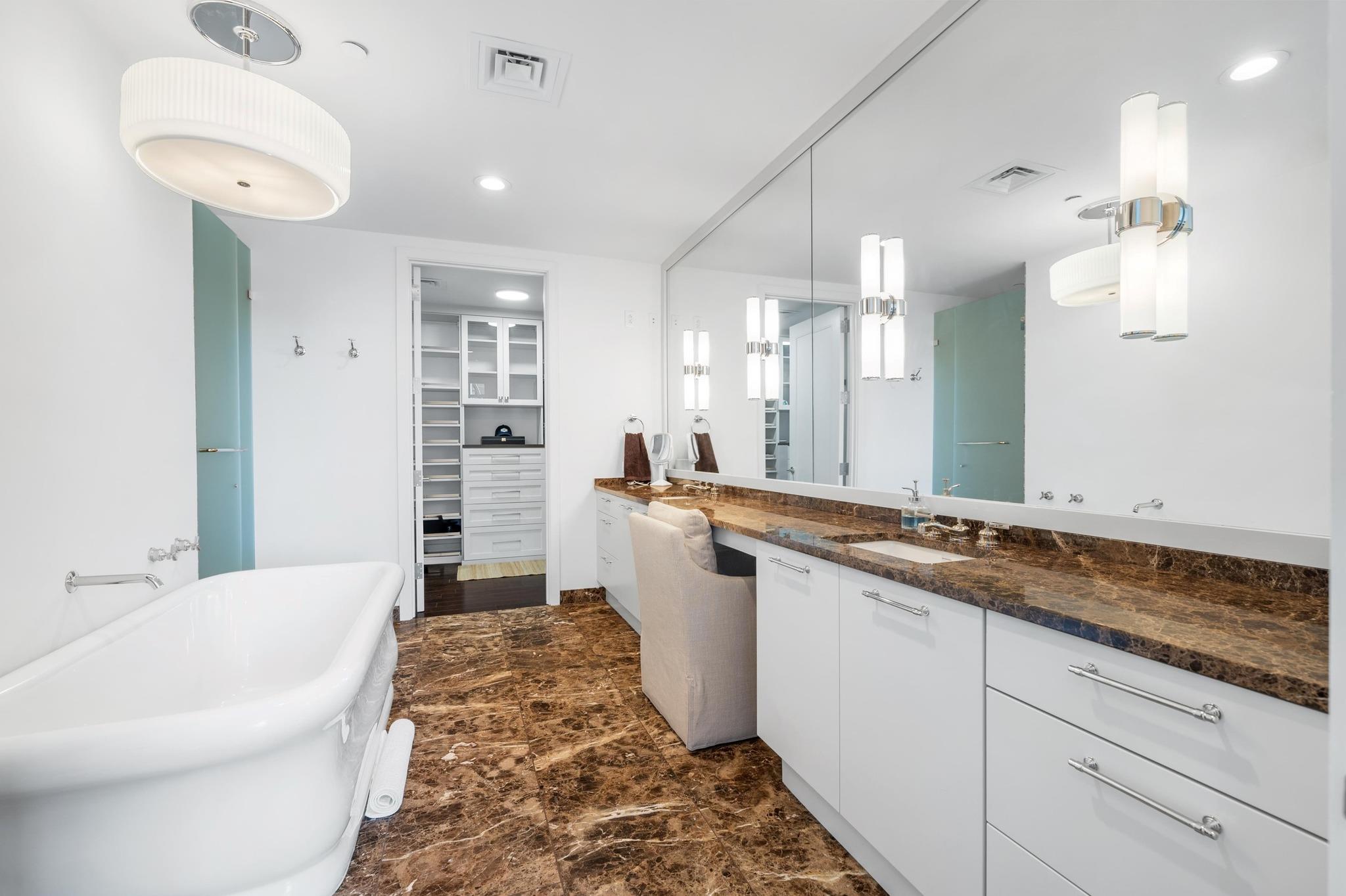 200 Congress Ave # 19F