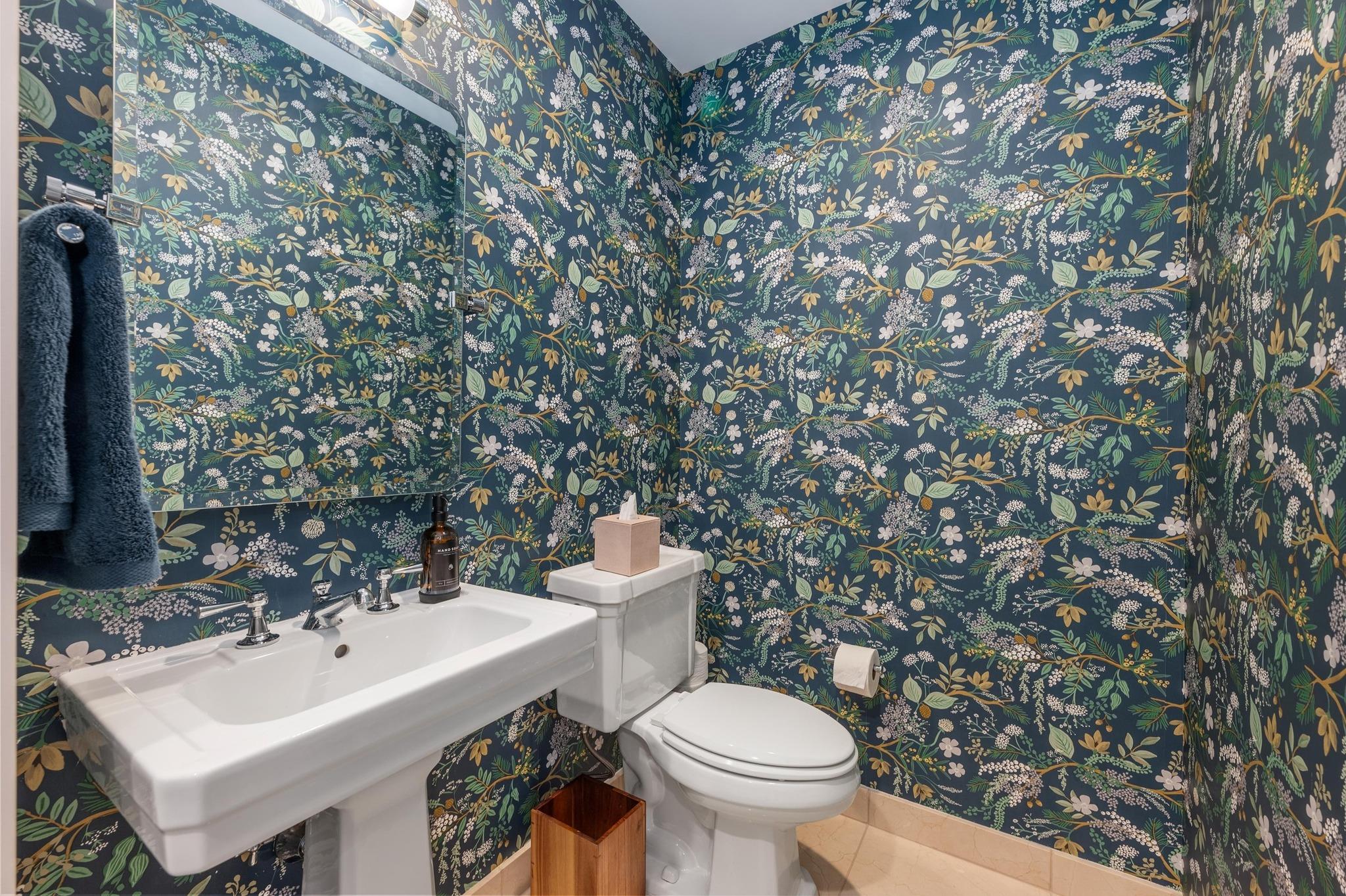 200 Congress Ave # 19F