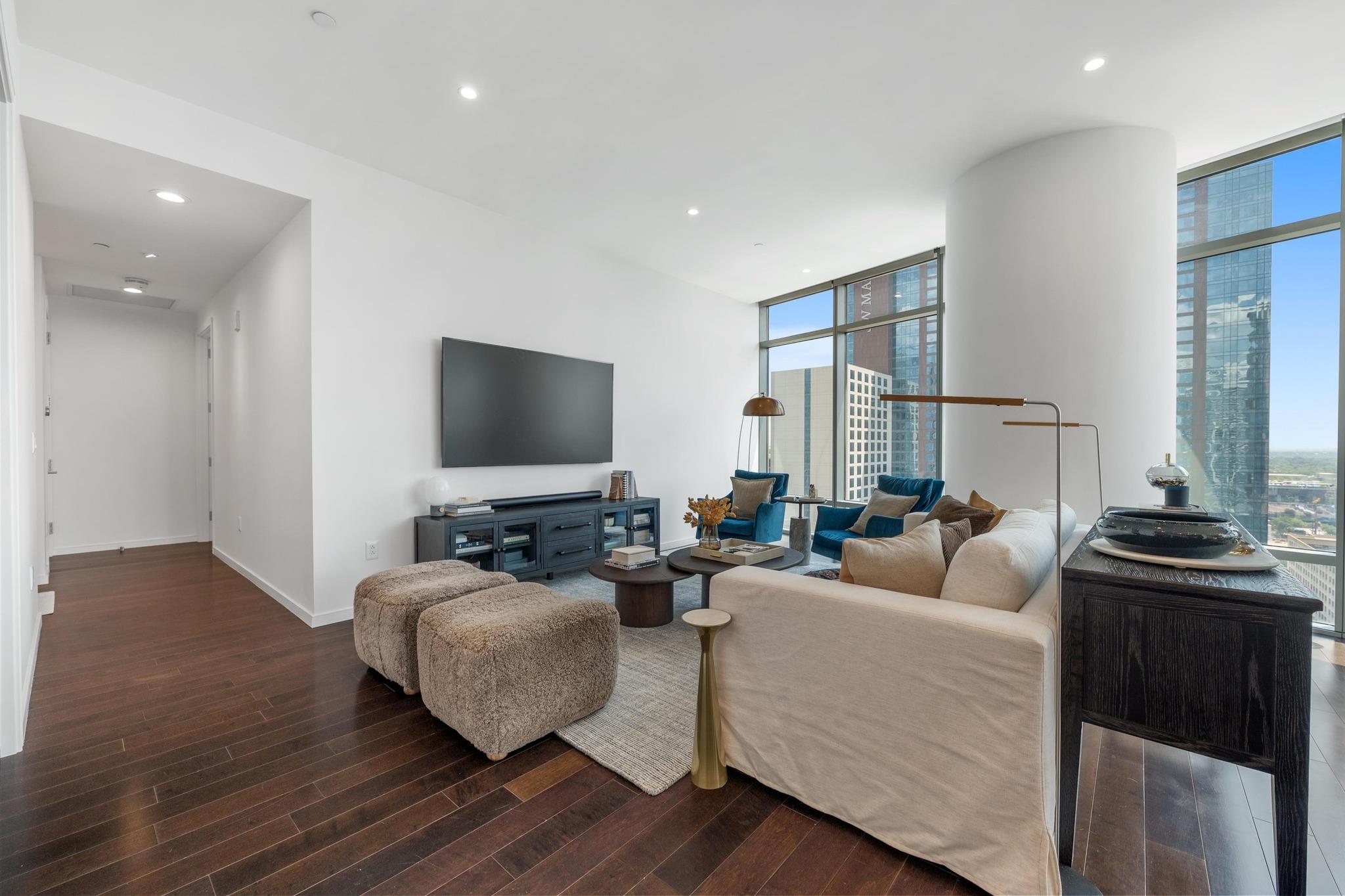 200 Congress Ave # 19F