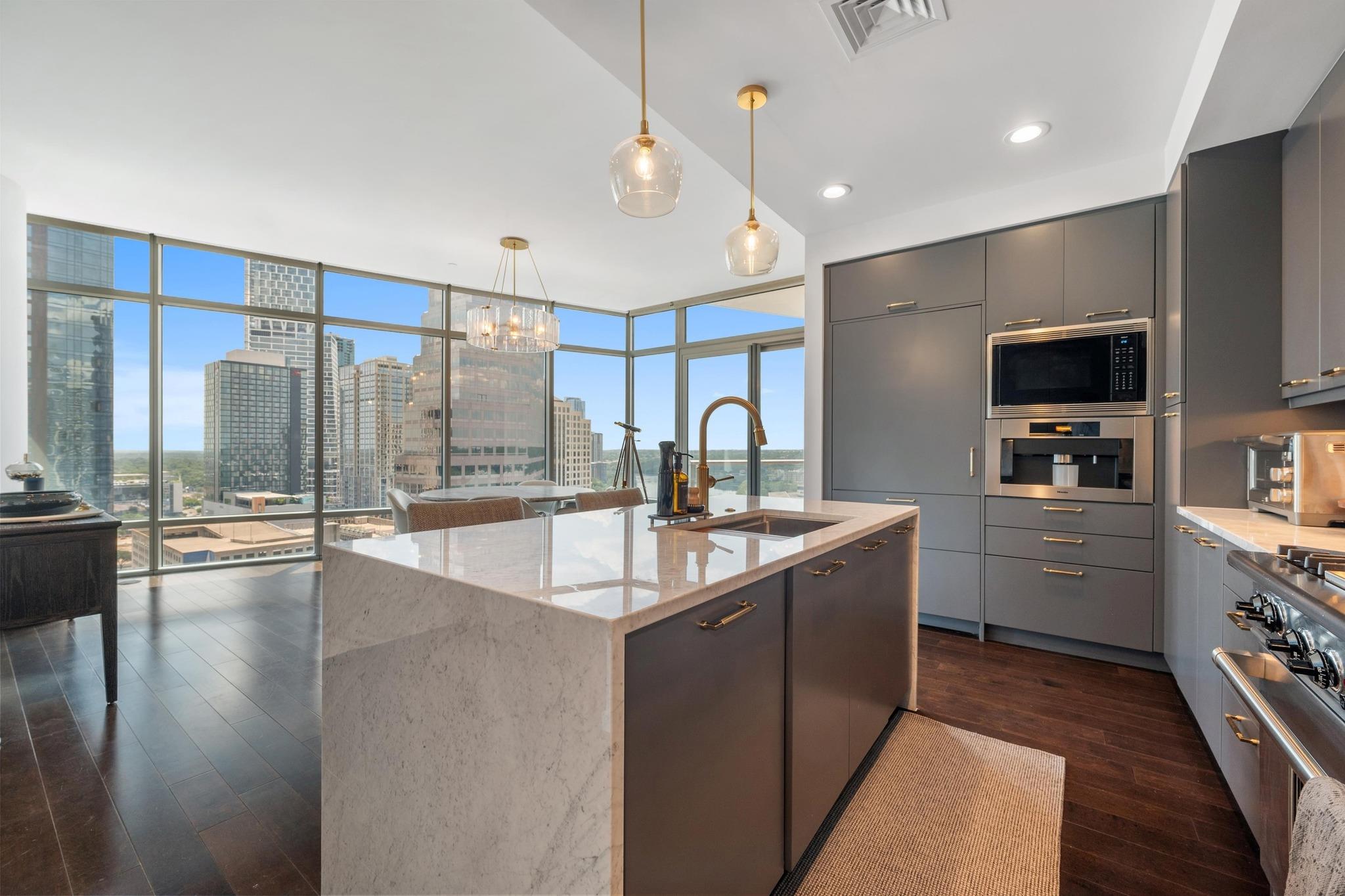 200 Congress Ave # 19F