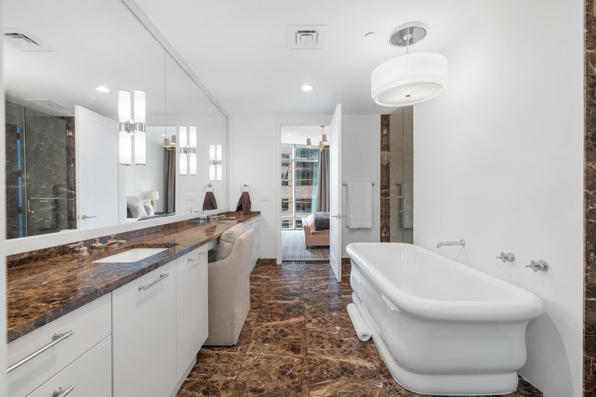 200 Congress Ave # 19F