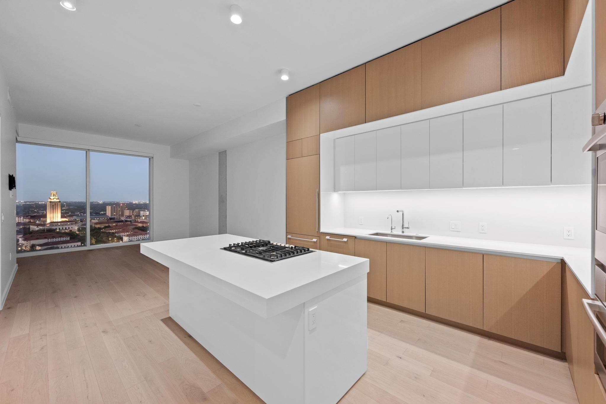 313 W 17th ST # 2603