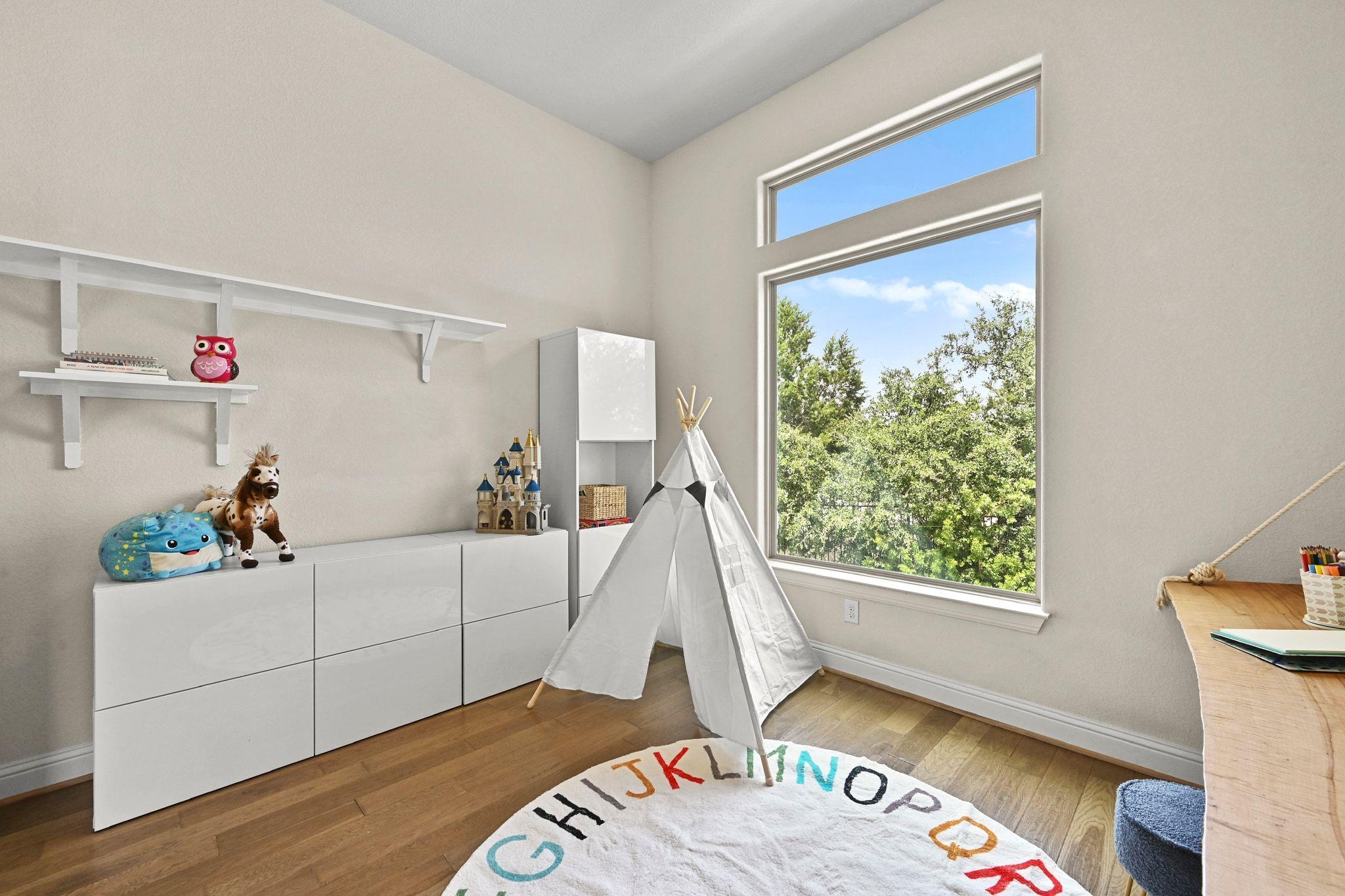 216 Vista Village CV